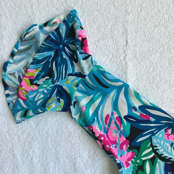 Lilly P 3/4 Flutter- Sleeve Top - Picture 3 of 4